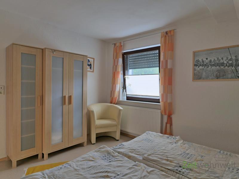 Kleiderschrank