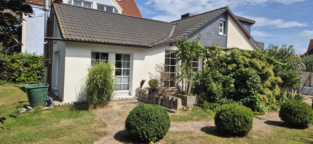 von links