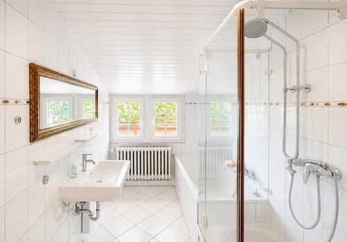 Badezimmer Erdgeschoss