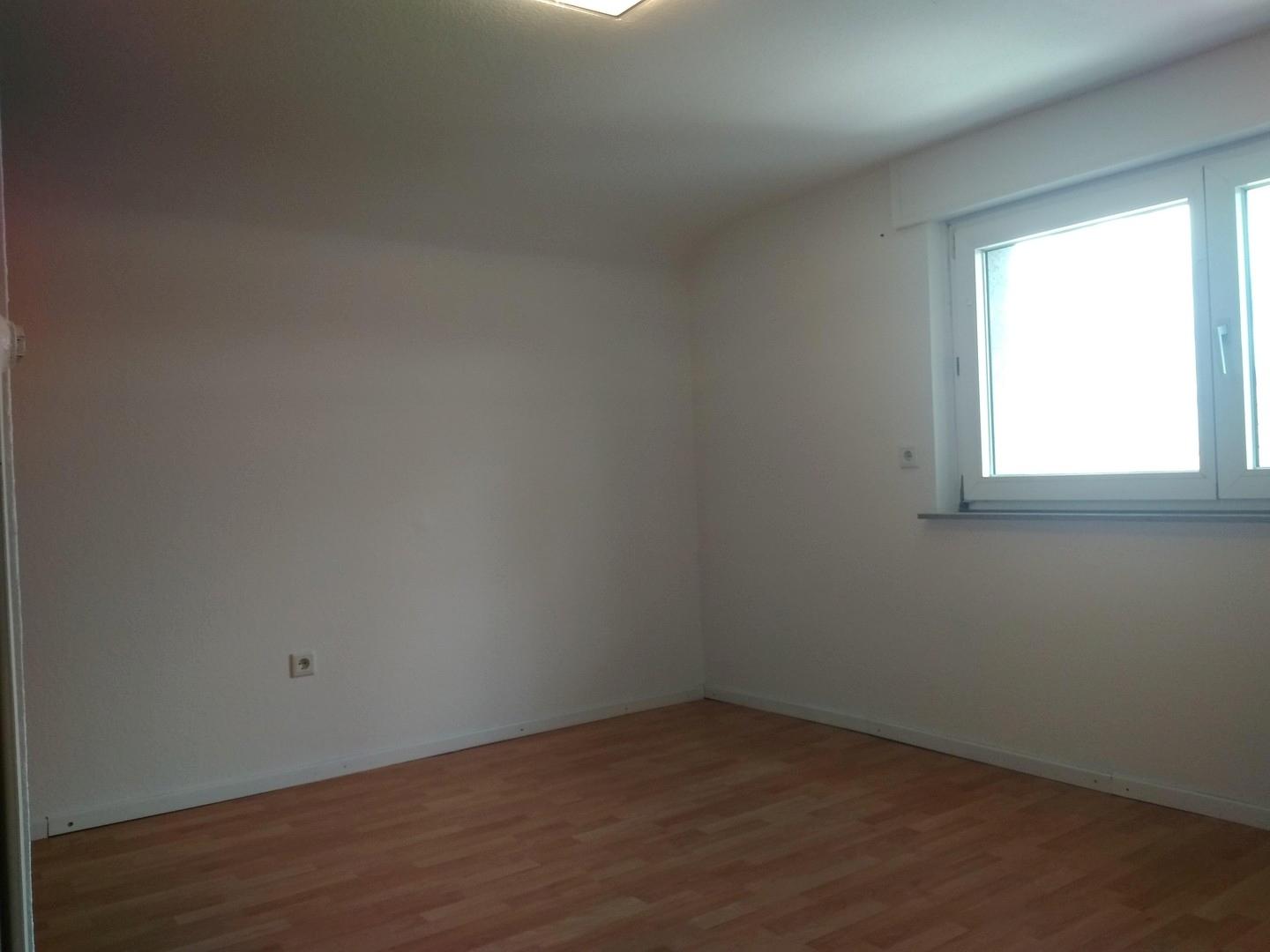 Zimmer 2 mit Einbauschrank