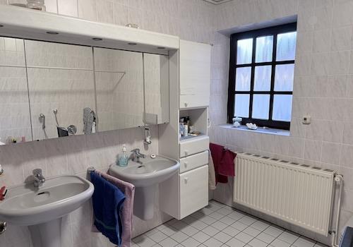 Dusch- und Wannenbad EG