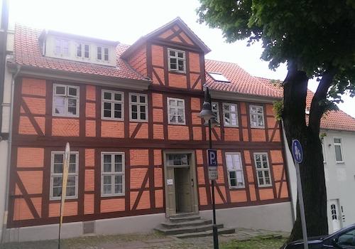 Straßenansicht