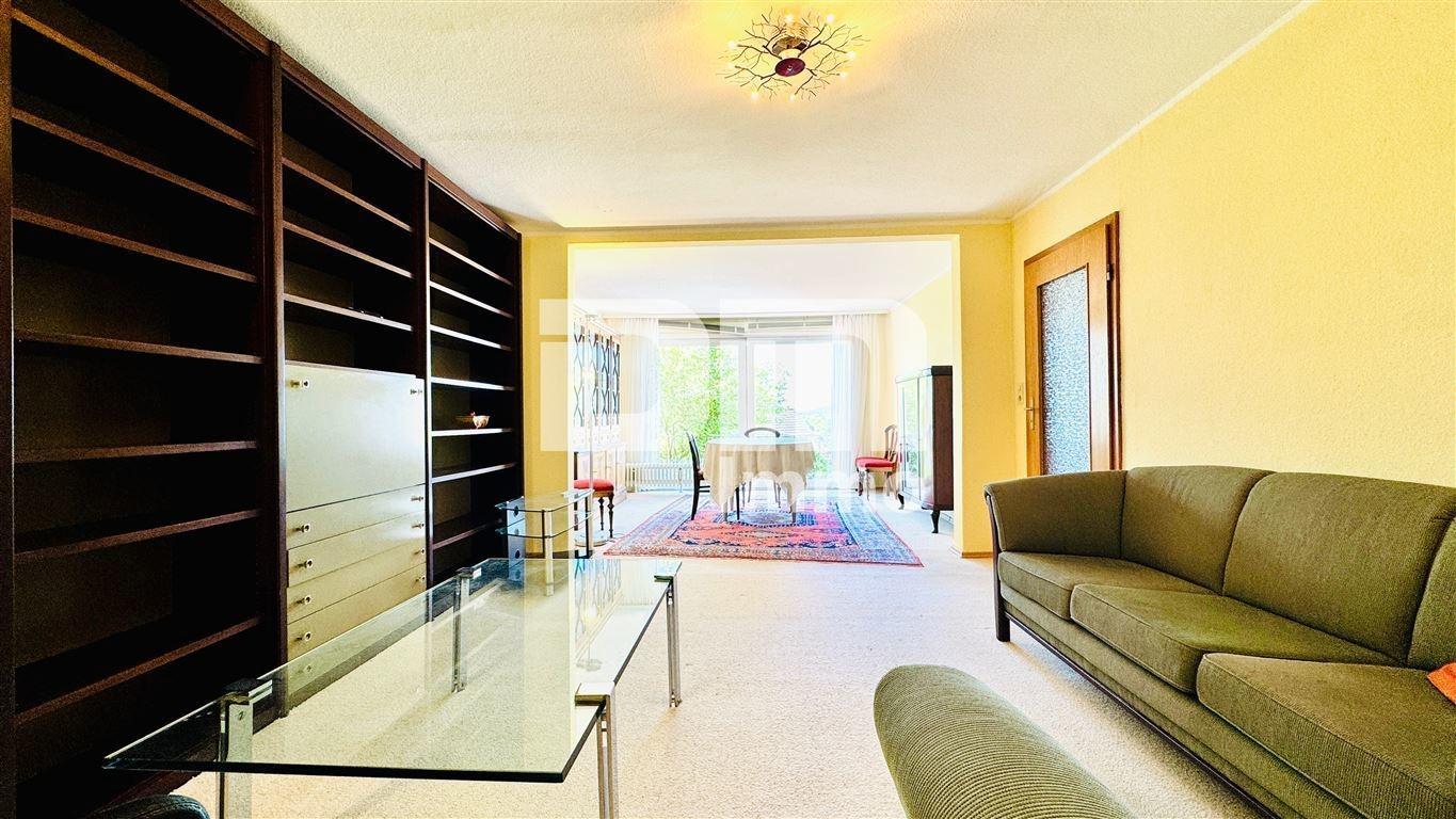 EG Wohn / Esszimmer / Zugang Balkon