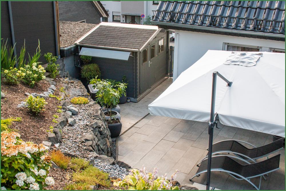 Terrasse vom Garten aus