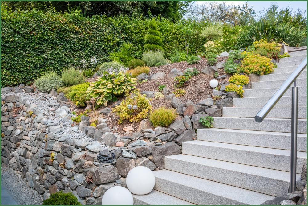 Treppe zum Garten