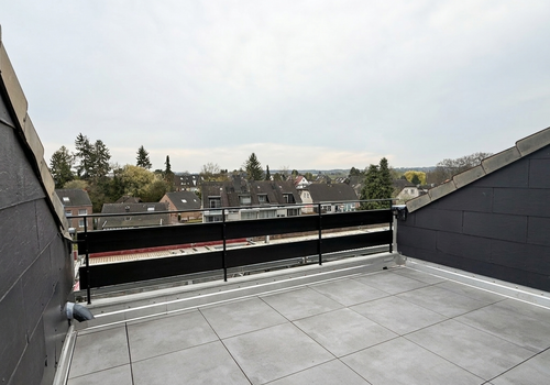 DG li. Balkon