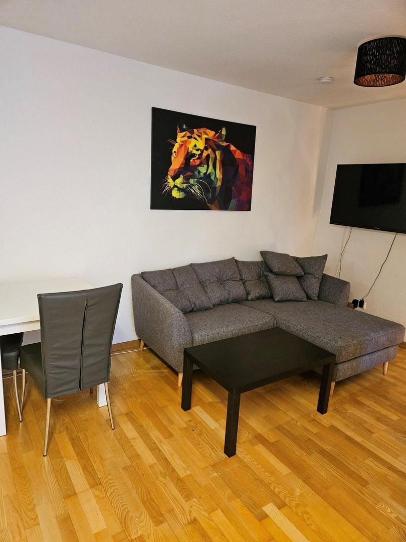 Wohnzimmer mit Couch