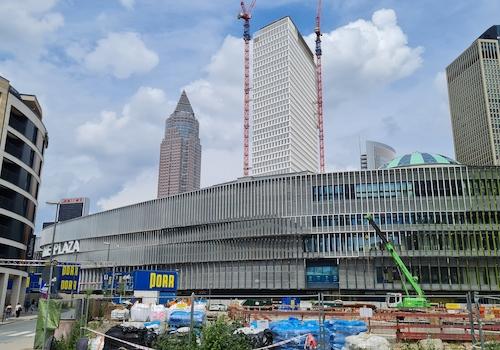 Skyline Plaza
