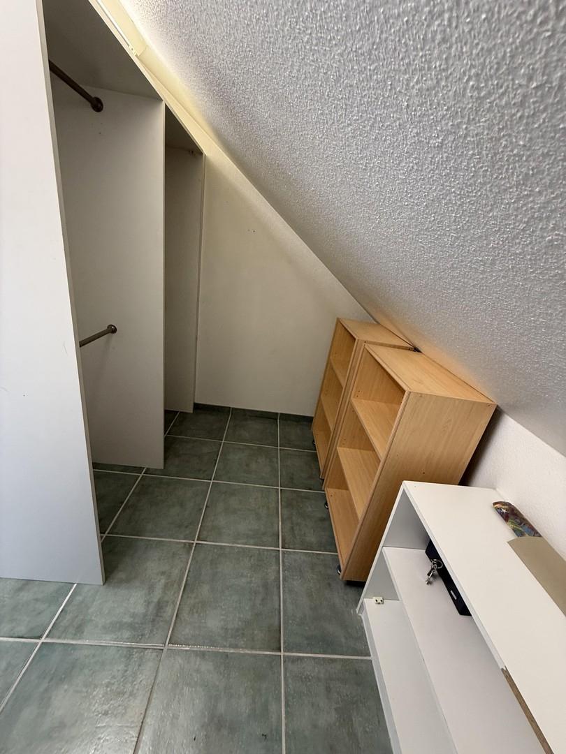 Ankleide Schlafzimmer 1 - OG