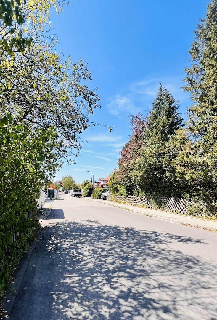 der Tannenweg (ruhige Anliegerstrasse)