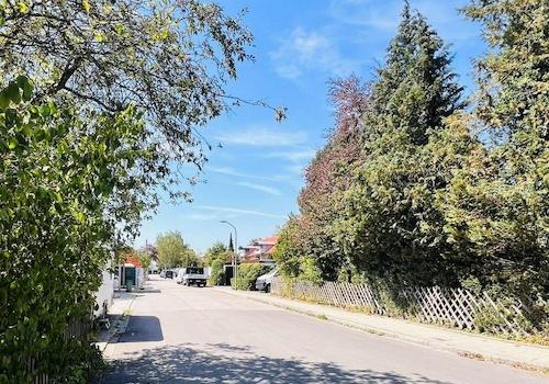 der Tannenweg (ruhige Anliegerstrasse)