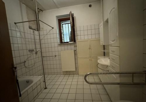Bad unten