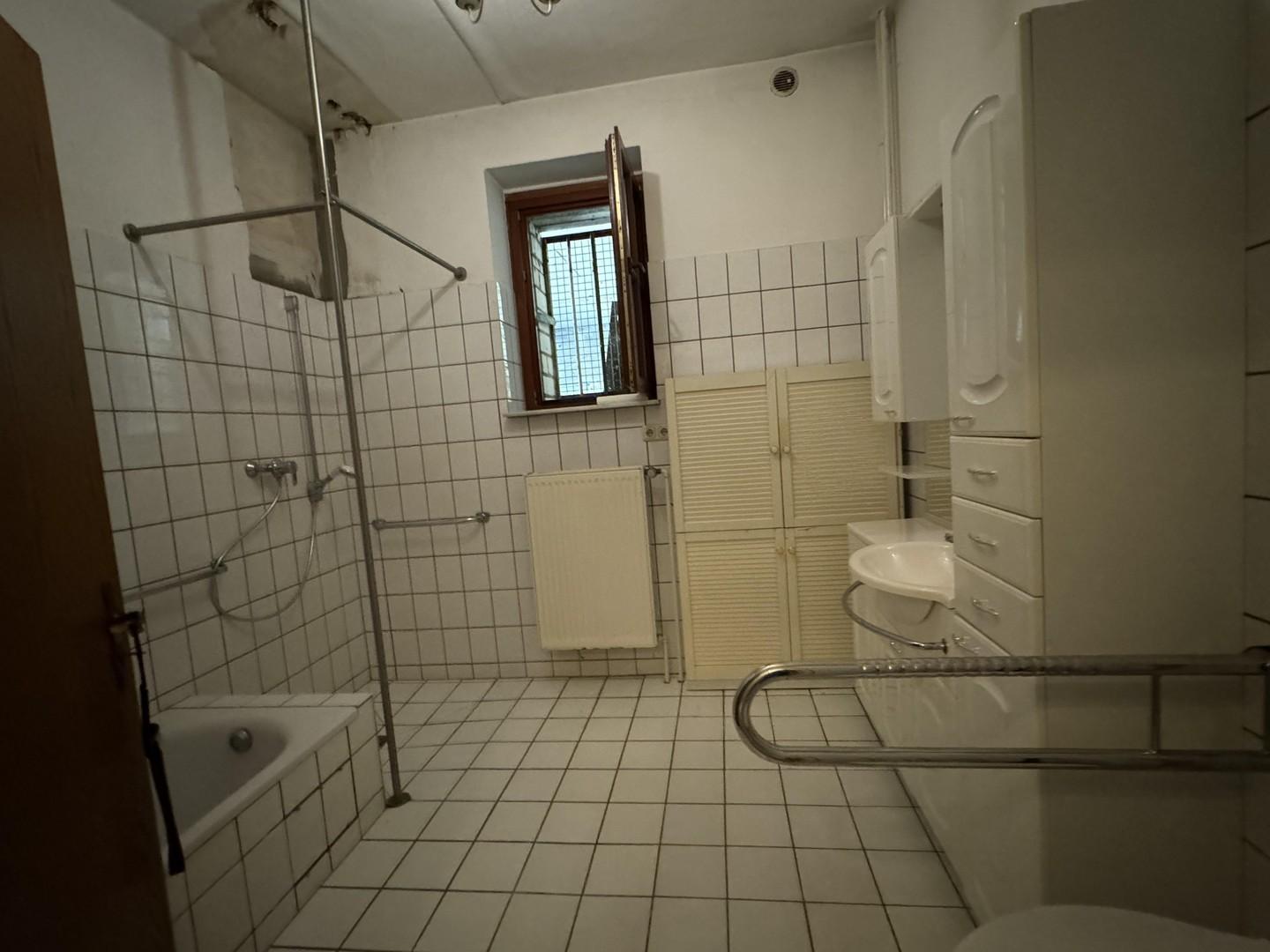 Bad unten