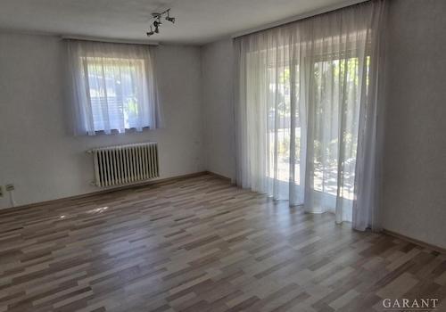 Wohnzimmer UG