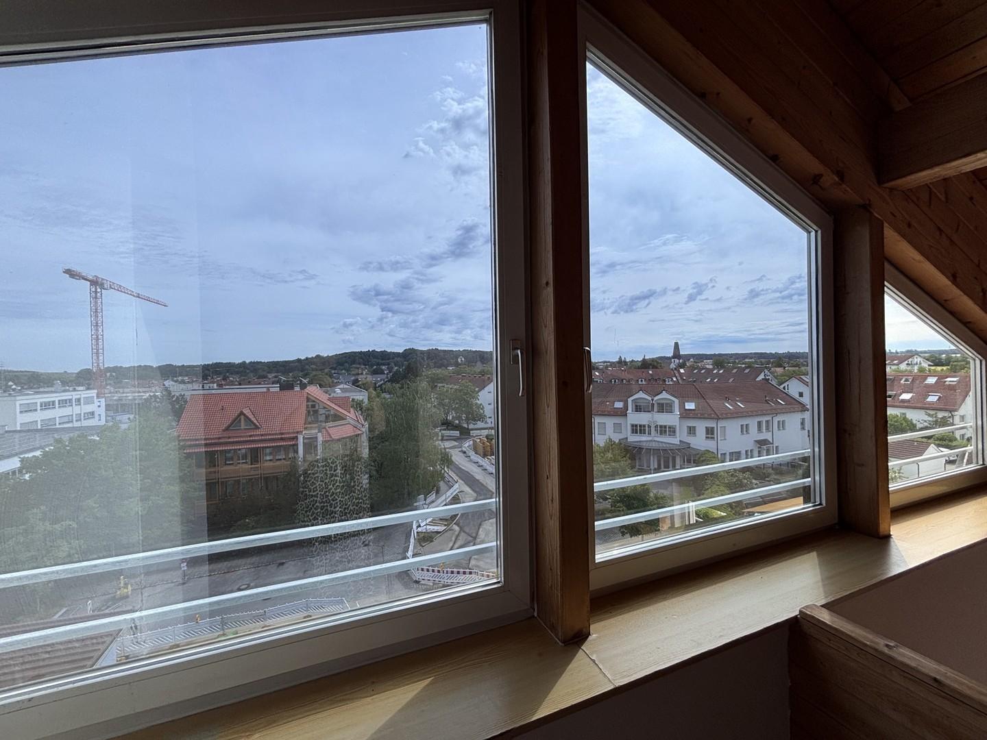 Panoramafenster Blck über Ort