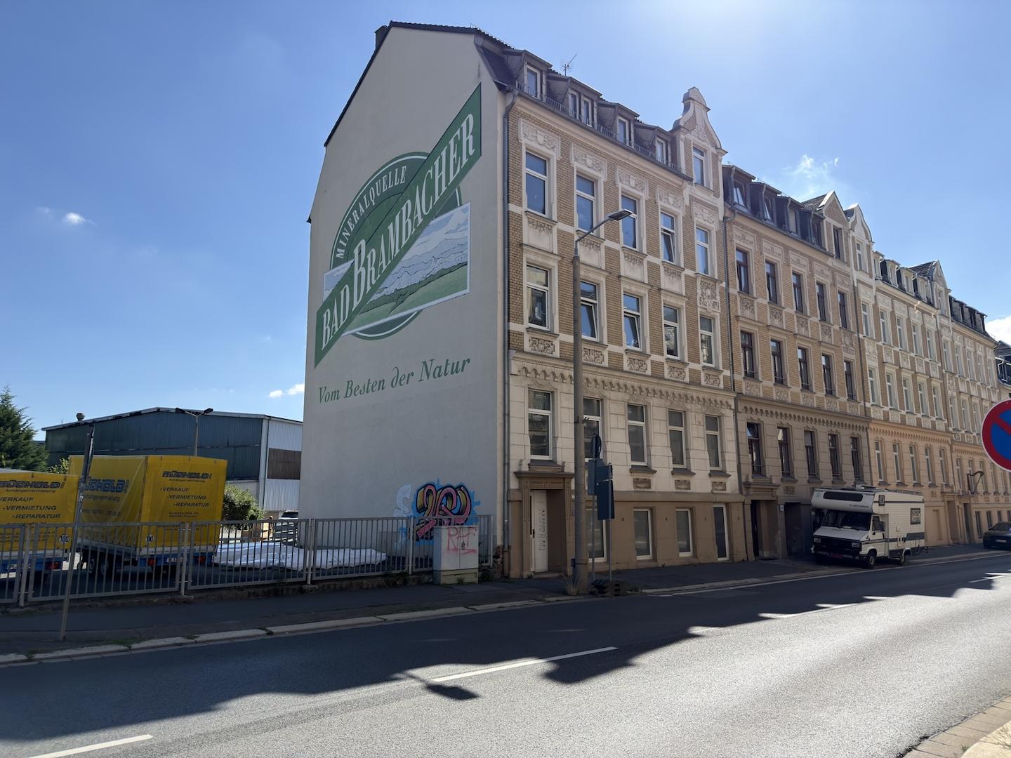 Straßenansicht - Nord-Westseite