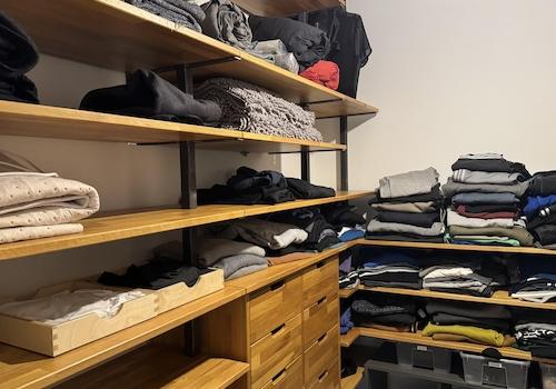 Begehbarer Schrank