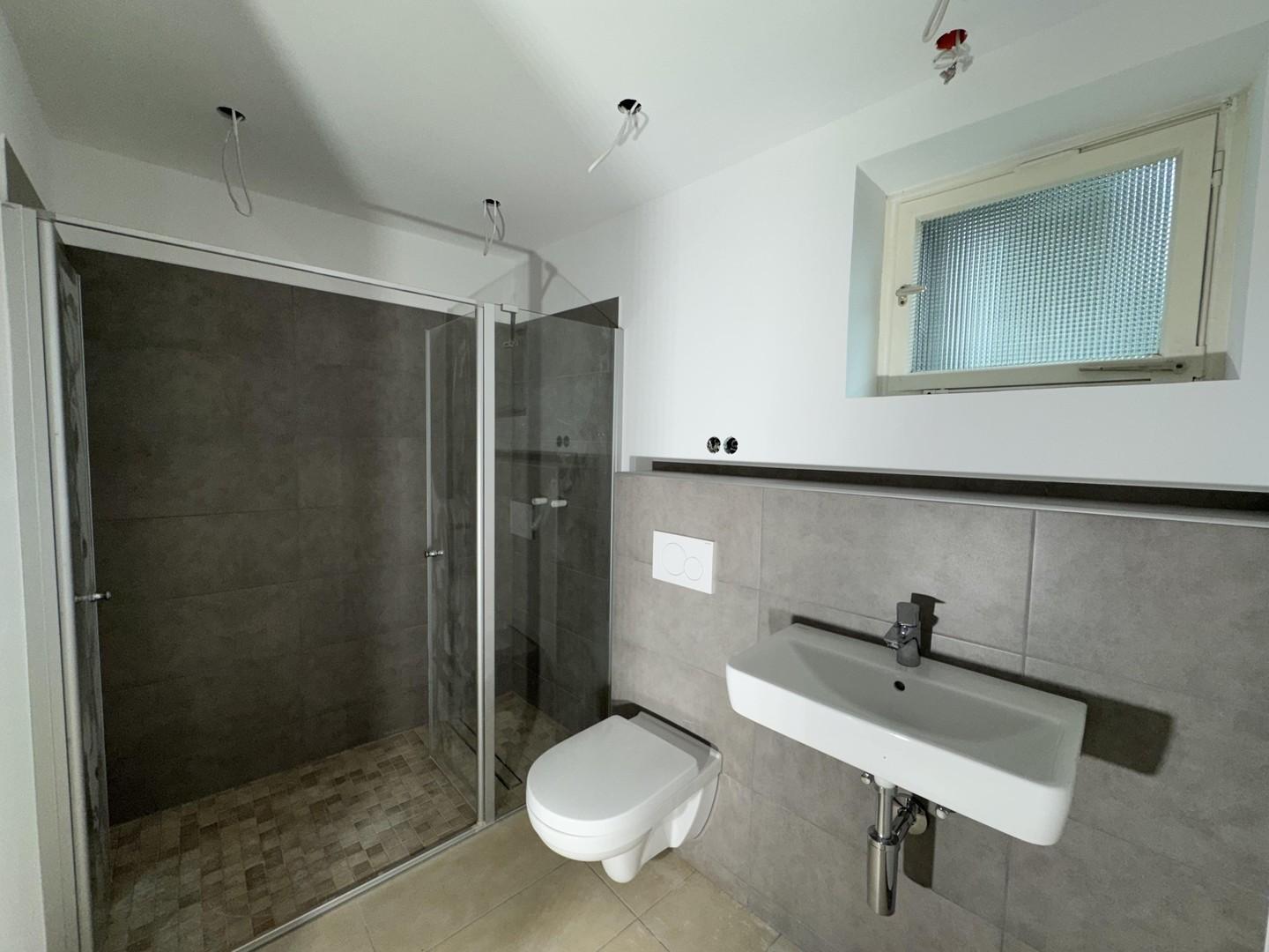 Badezimmer 1.OG
