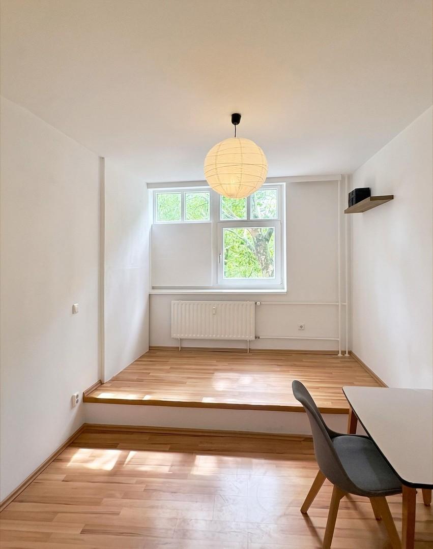 Arbeitszimmer 2. OG