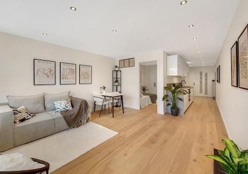 Wohnzimmer/Esszimmer