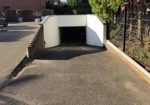 Einfahrt zur Tiefgarage