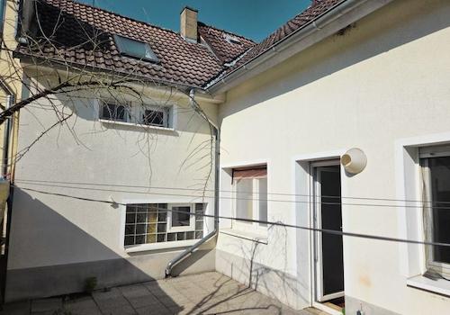 Hinteransicht, Terrasse