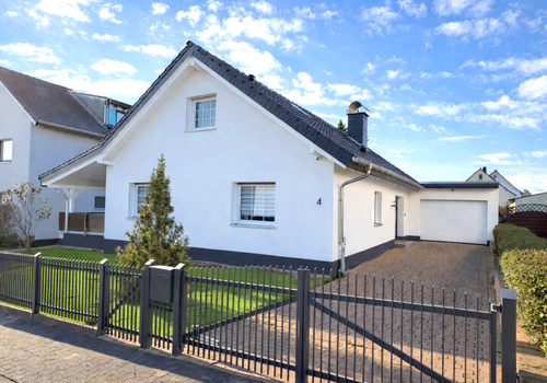 Haus Straßenansicht