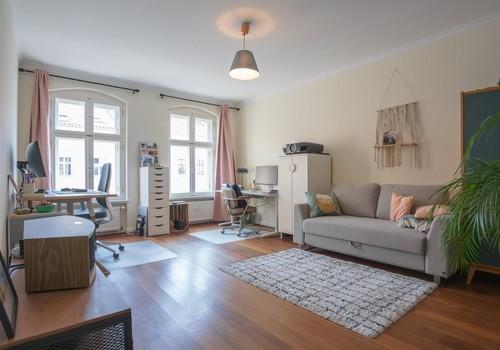 Schlaf-/ Arbeitszimmer