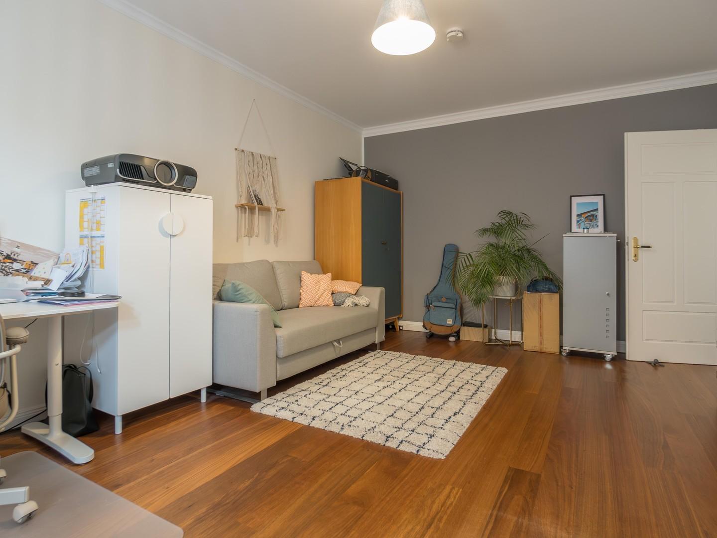 Schlaf-/Arbeitszimmer