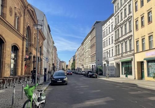 Straßenansicht