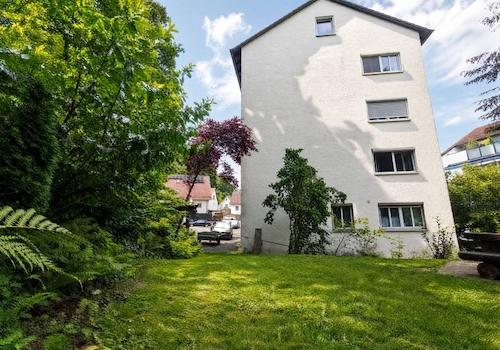 Haus Gartenseite