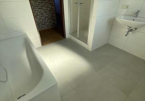 12c Badezimmer