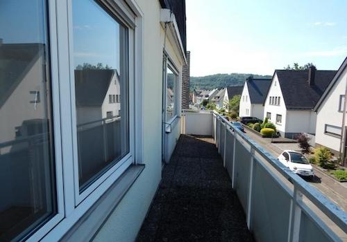 Wohnzimmer Balkon Bild 2