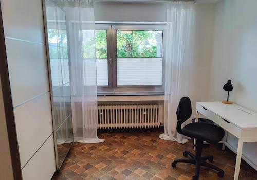 Gast/Büro UG