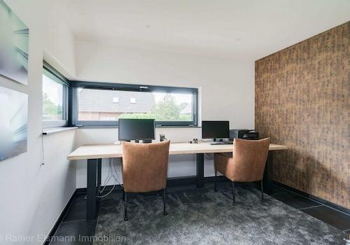 Arbeitszimmer