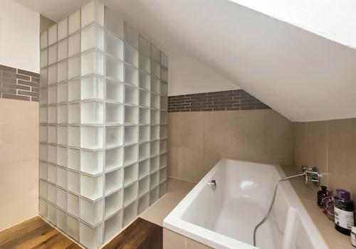 Badezimmer DG