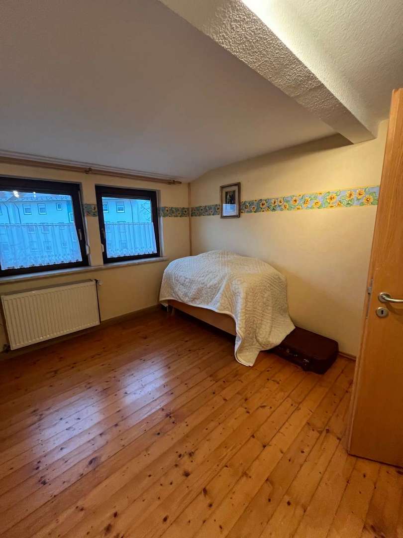 1 Zimmer 2