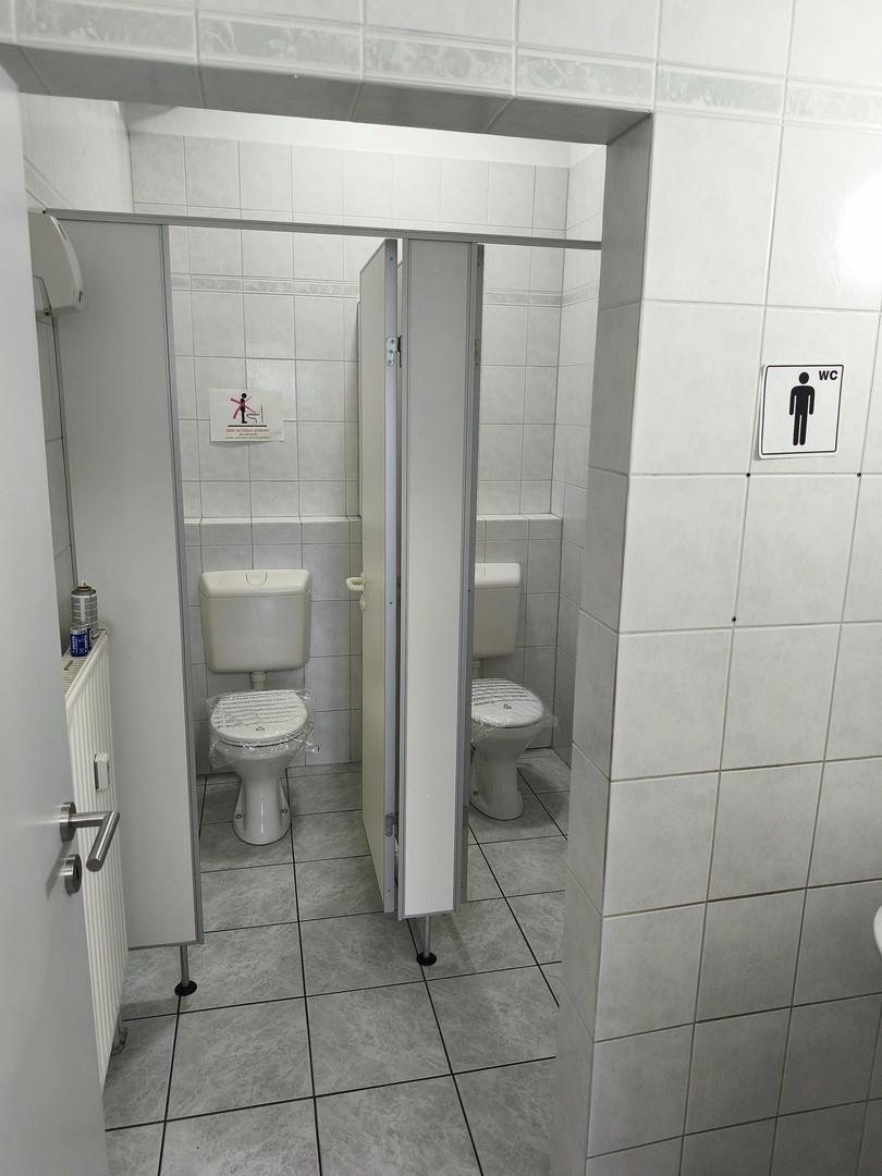 Toiletten Herren im EG