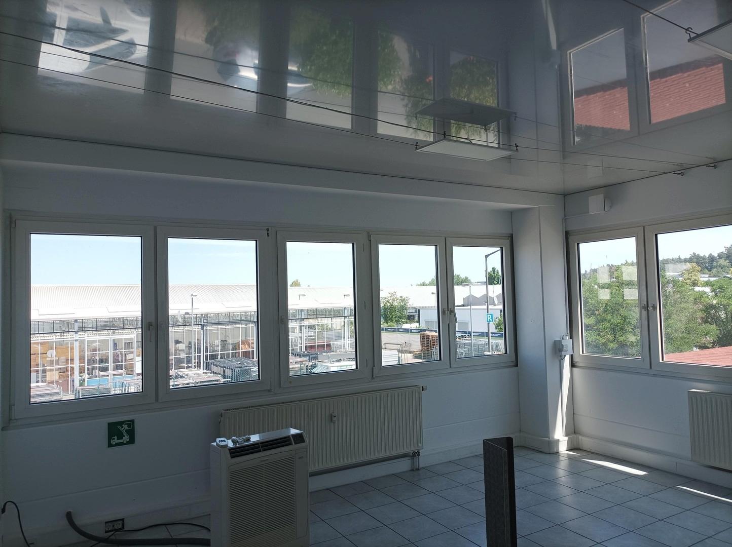 Eckbüro im OG mit Klimagerät