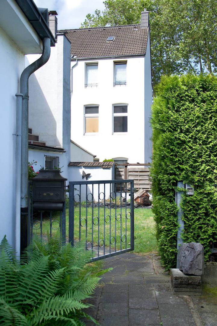 Zugang über den Garten