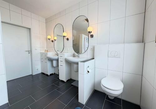 Doppelwaschbecken