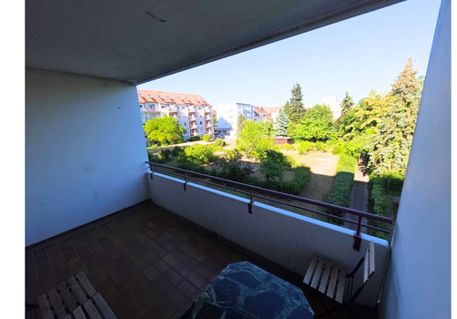 überdachter Balkon