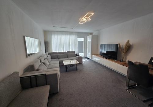 Wohn-/Schlafzimmer