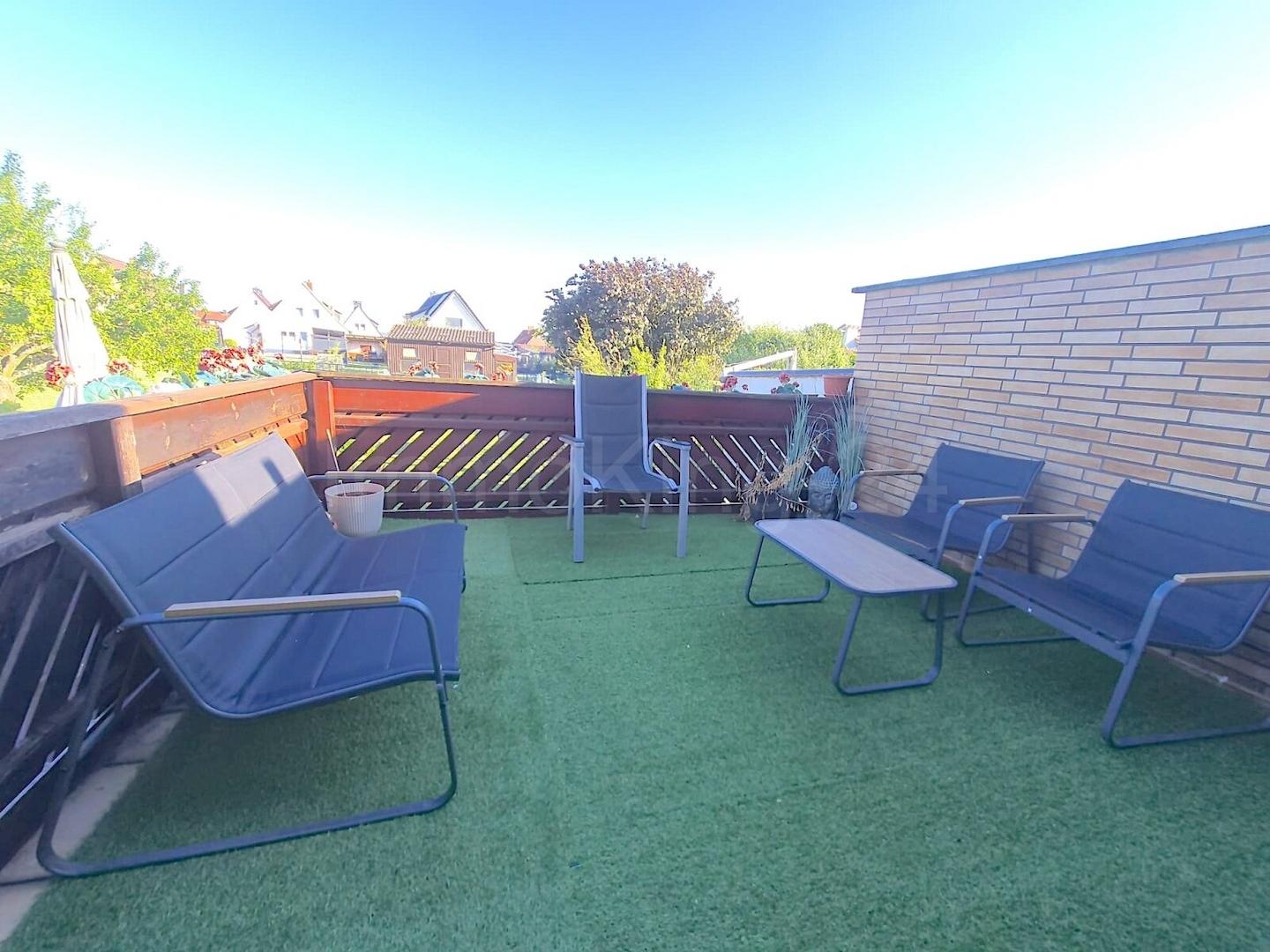 SONNENBALKON 2