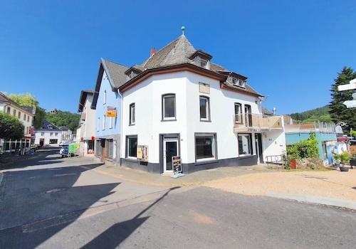 HAUS - ANSICHT