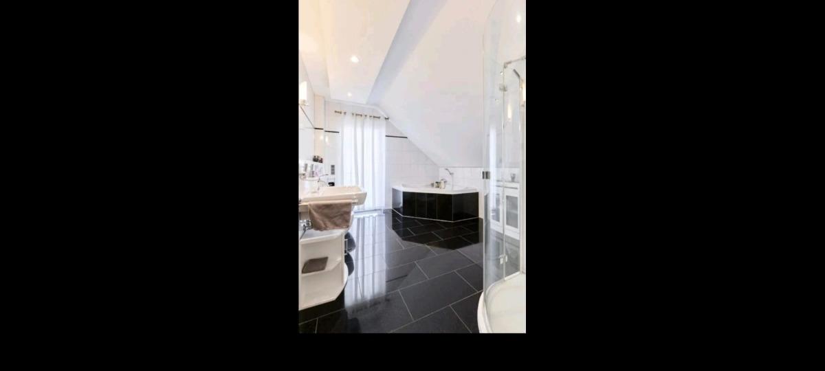 Badezimmer 1