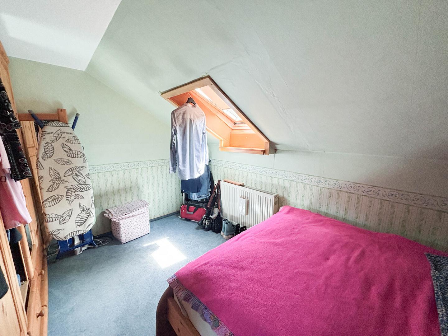 Schlafzimmer DG