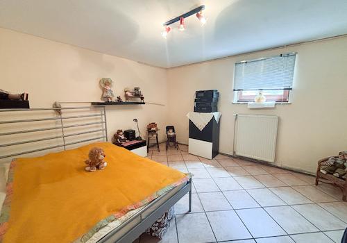 Schlafzimmer KG