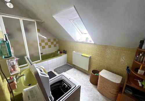 Badezimmer (DG)