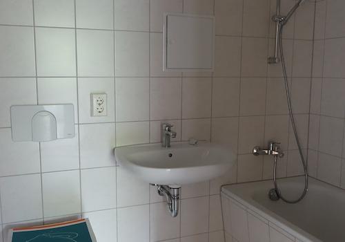 Bad mit Wanne